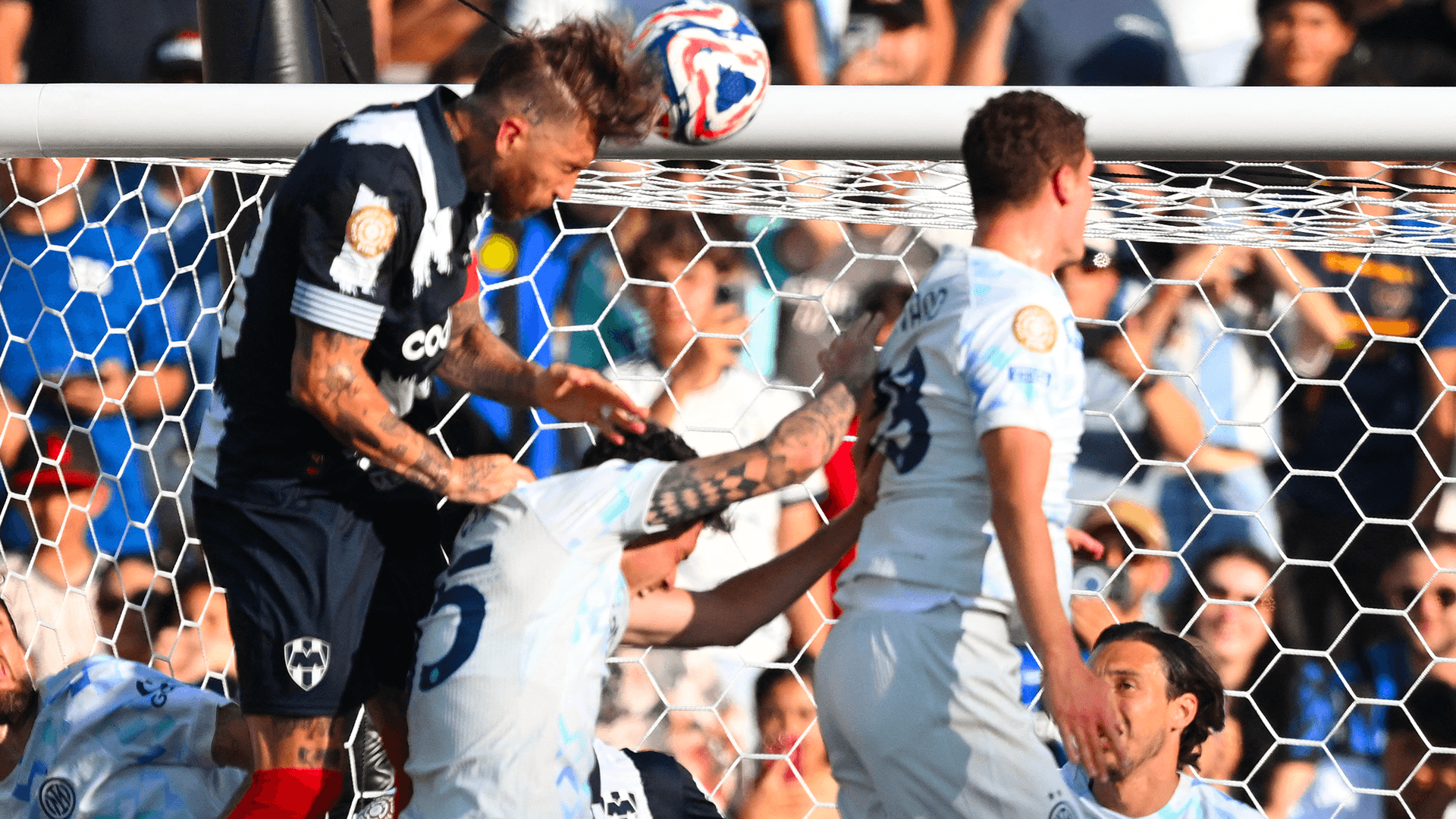 Monterrey-Inter, la MOVIOLA LIVE: regolari i due goal. Mani in area di Ramos, il Var non dà rigore