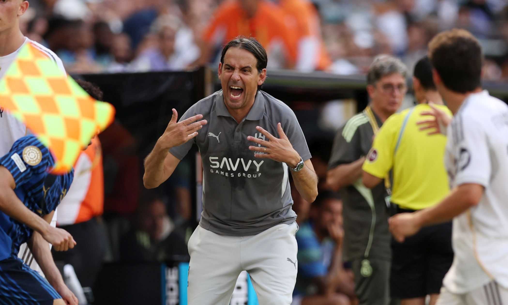 La prima di Inzaghi con l'Al-Hilal: nuovo modulo, vecchie urla. Merita la vittoria ma strappa il pareggio