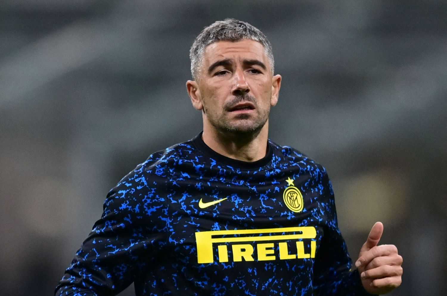 Kolarov dall'Inter all'Inter. Allenatore, ct e dirigente: cos'ha fatto negli ultimi anni. E quelle dimissioni a Pisa...