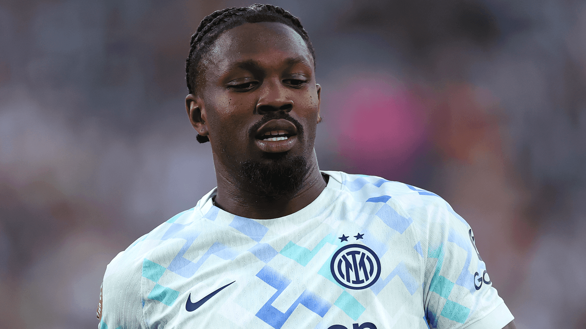 Inter, si ferma Thuram: problema ai flessori, a rischio per gli Urawa Red Diamonds